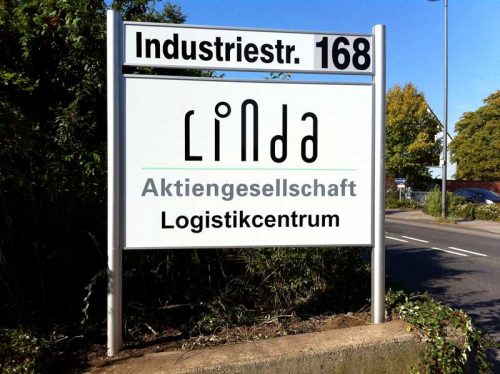 Schilder aus Aluverbundplatten
